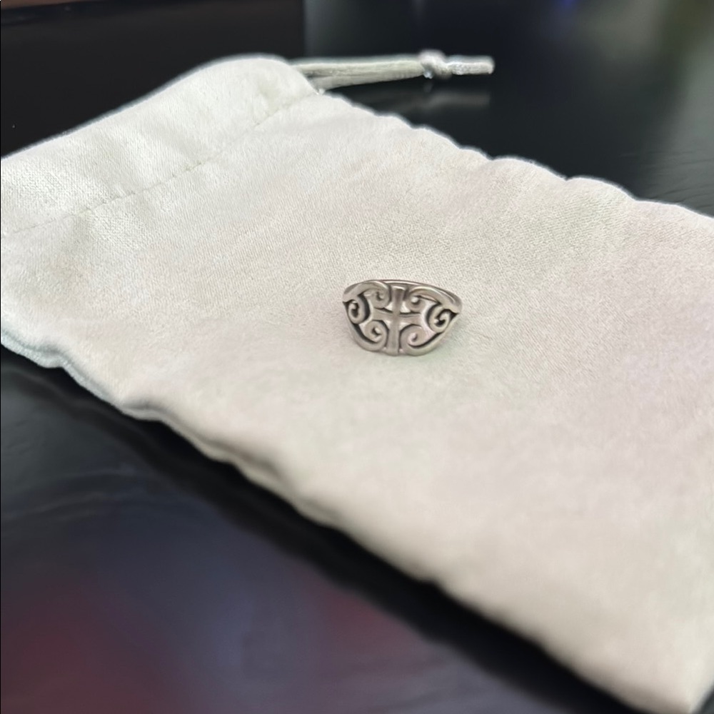 James Avery Silver Swirl Ring